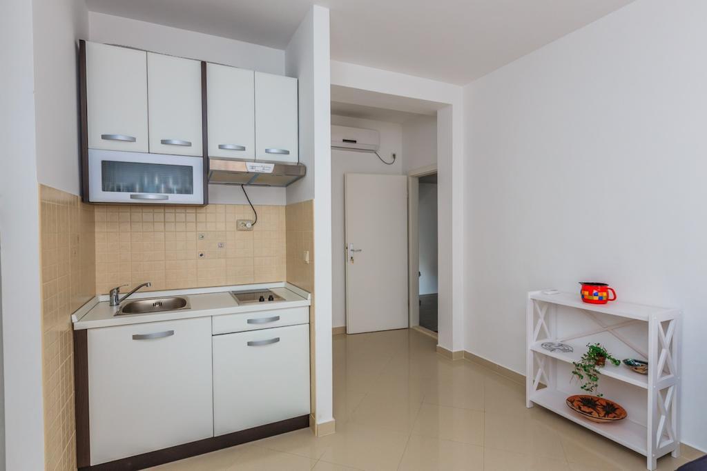 Apartments Rogulj Rogoznica  Ruang foto