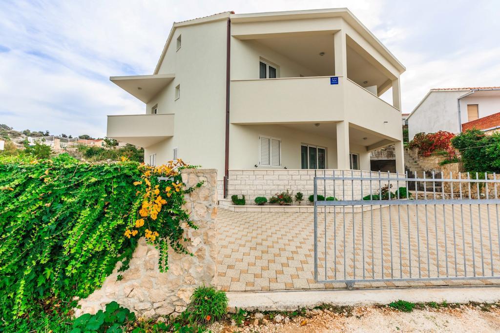 Apartments Rogulj Rogoznica  Bagian luar foto
